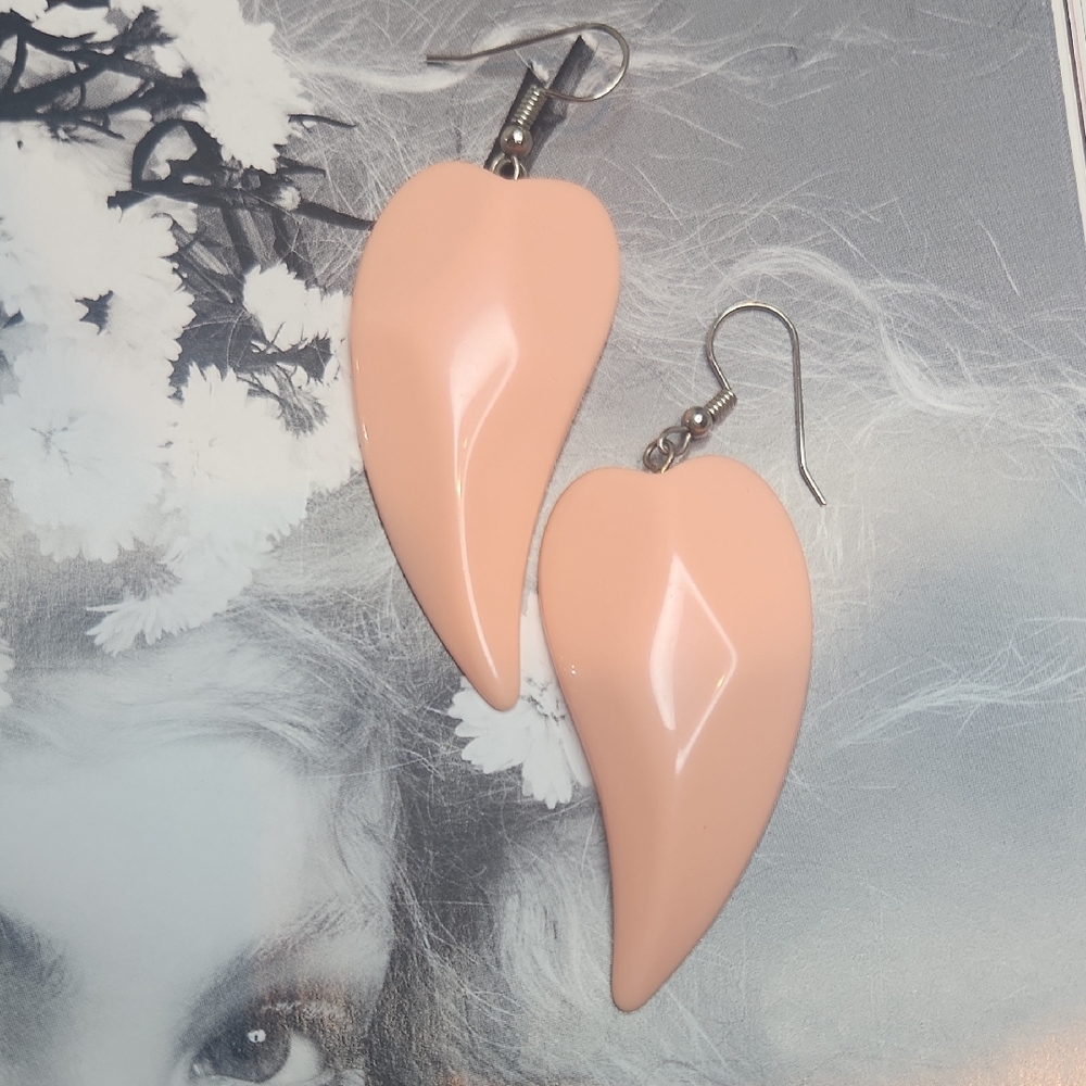 Vintage Peach Heart Earrings